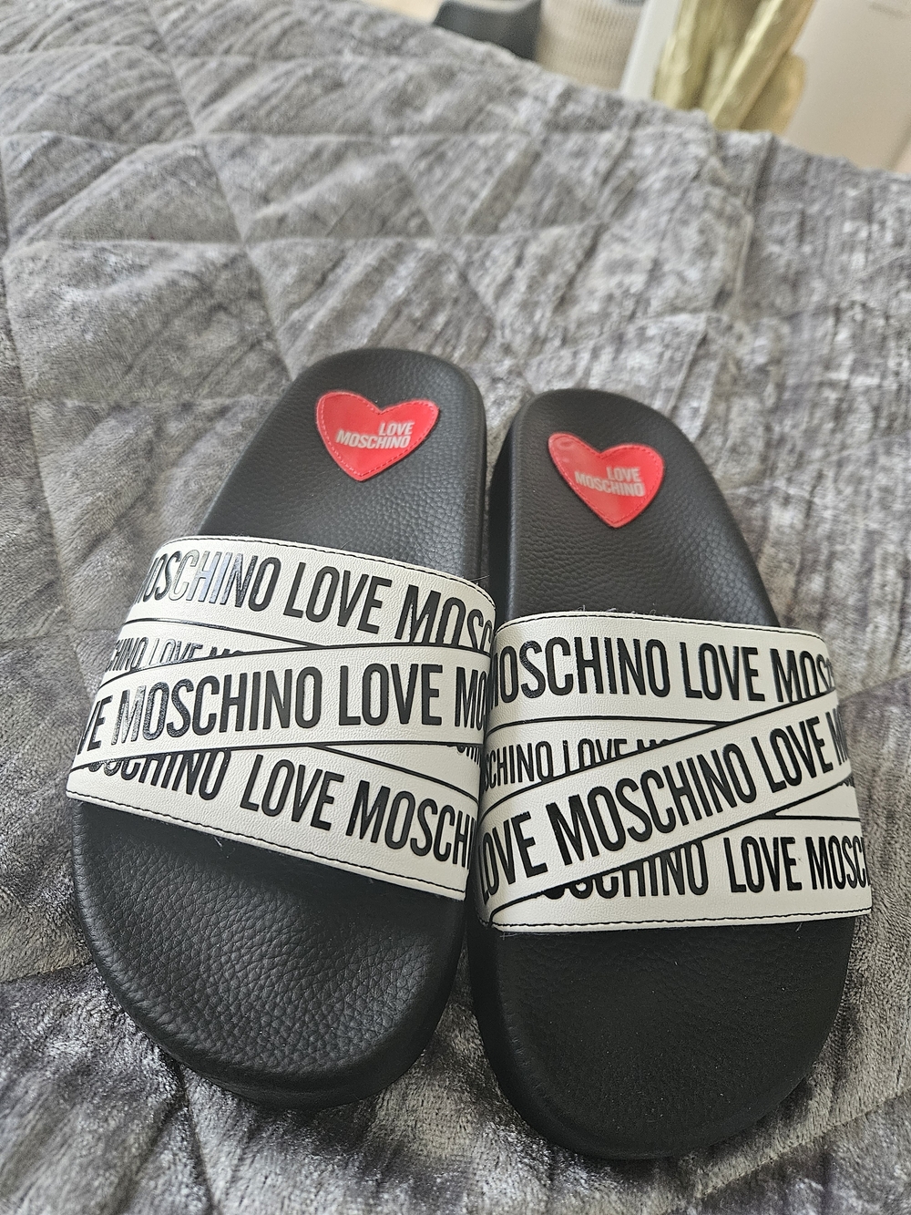 Love Moschino Black White Logo Slide Sandals with Red Heart Size 36 Us 6